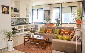 Appartement Moderne Moroccan/African Decoration